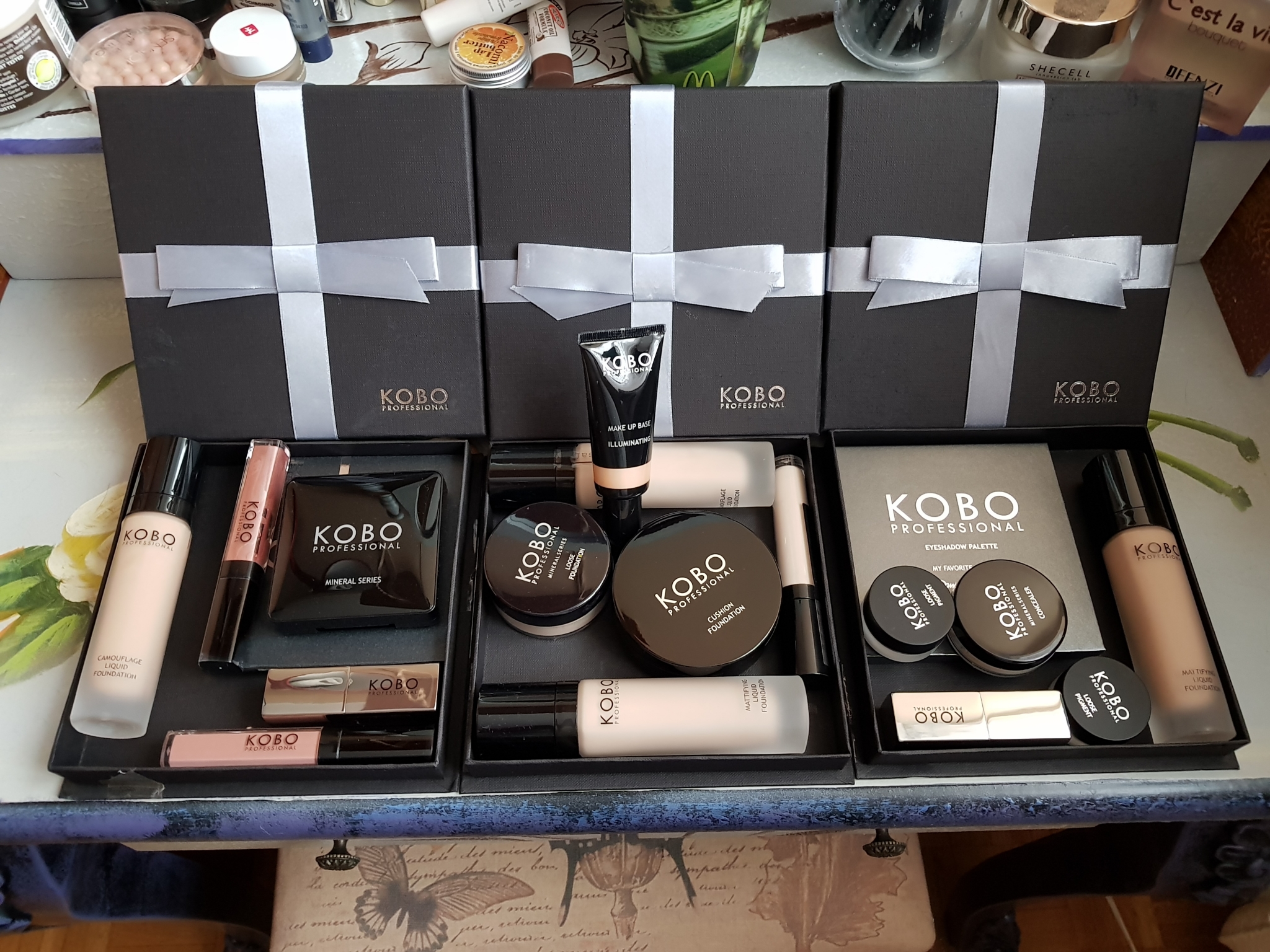 Makijaż zgodny z trendami KOBO Professional