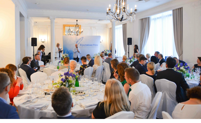 Poznajcie laureatów konkursu „Kryształowe Pióra”