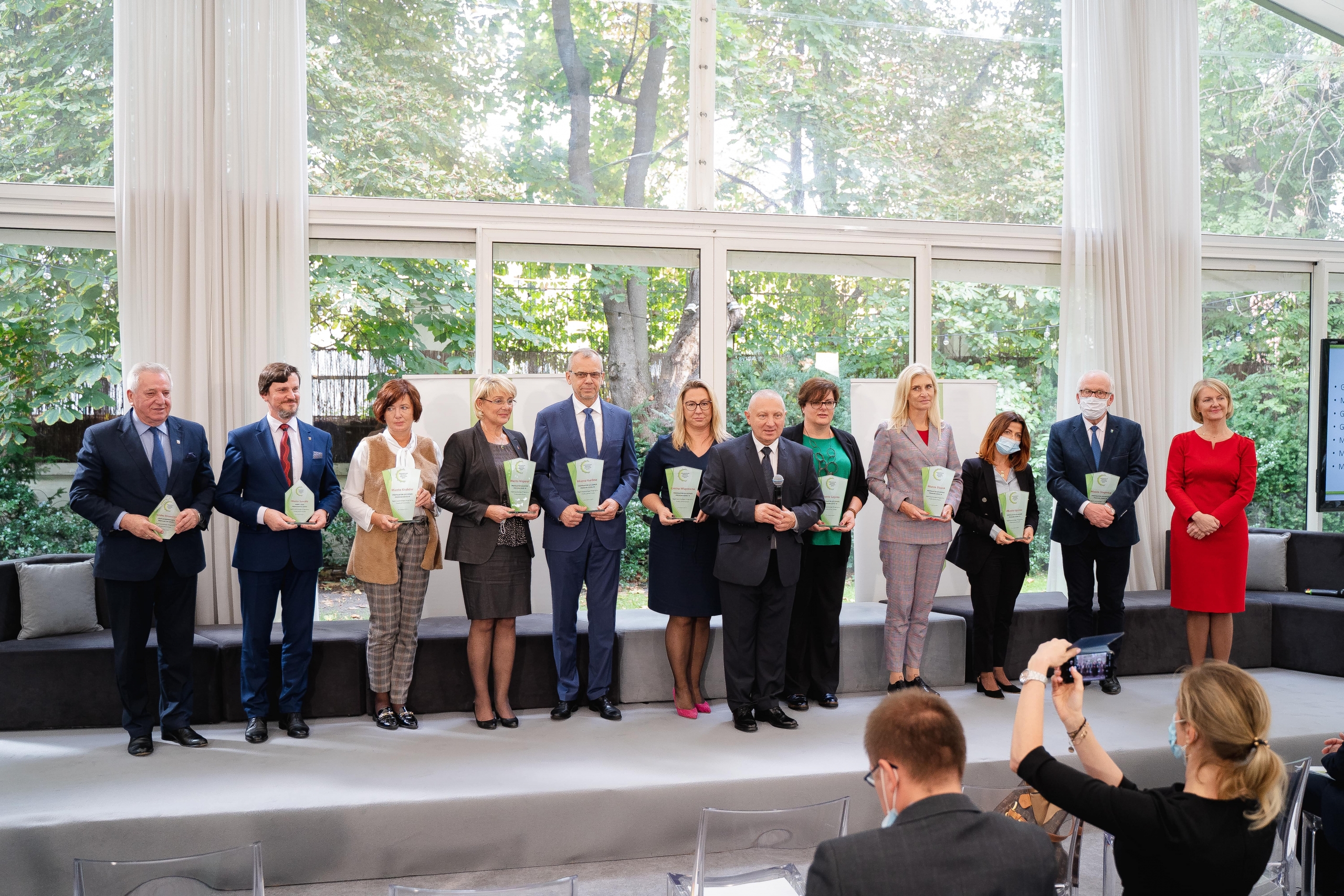 Eksperci: zachorowania na grypę zbiegną się z czwartą falą pandemii COVID-19