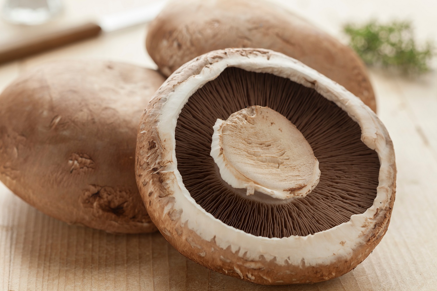 5 pomysłów na pyszne przekąski z pieczarek