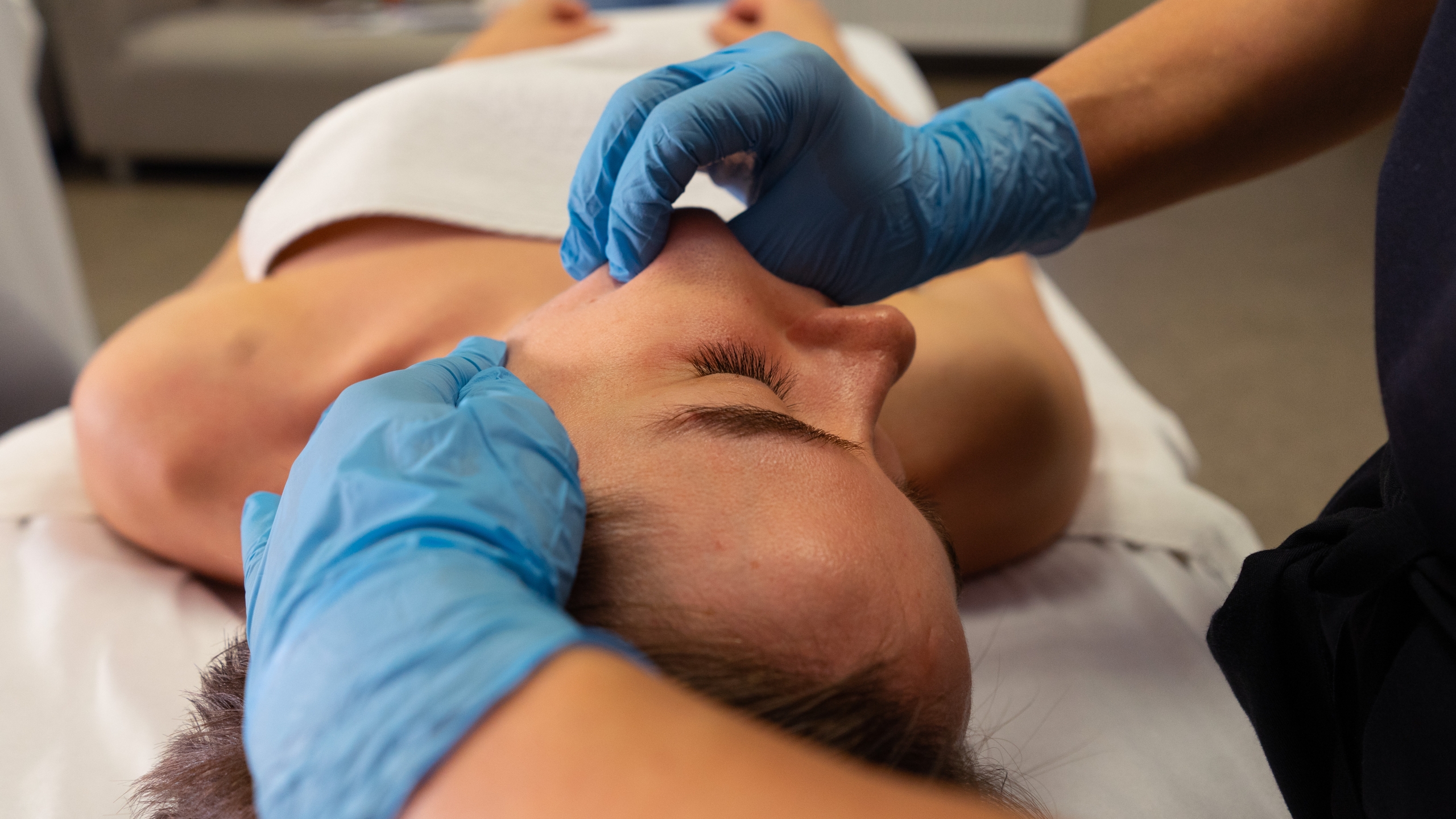 Odmładzająca terapia Kobido Peptide w salonach Yasumi