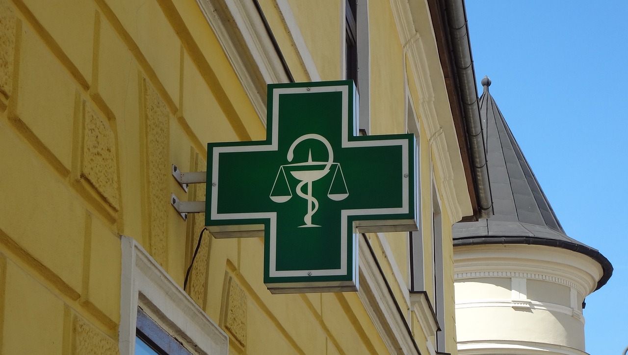 Zwrot butelek do apteki? Farmaceuci protestują